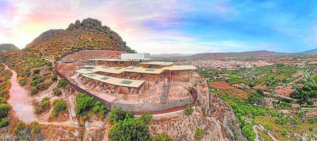 Апартаменты Atico Con Terraza Сьеса Экстерьер фото